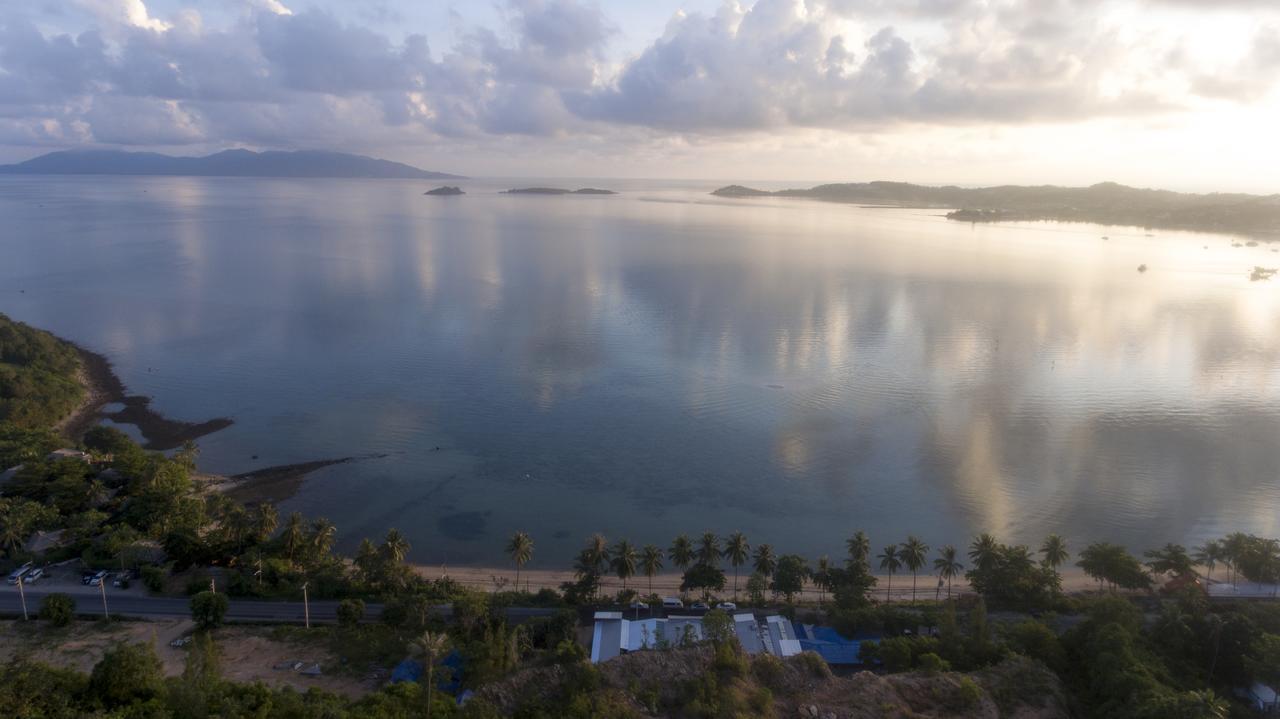 Zone6 Coworking Beach Apartment Old 2W Beach Hostel, Koh Samui Bophut Bagian luar foto