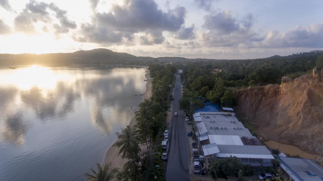 Zone6 Coworking Beach Apartment Old 2W Beach Hostel, Koh Samui Bophut Bagian luar foto