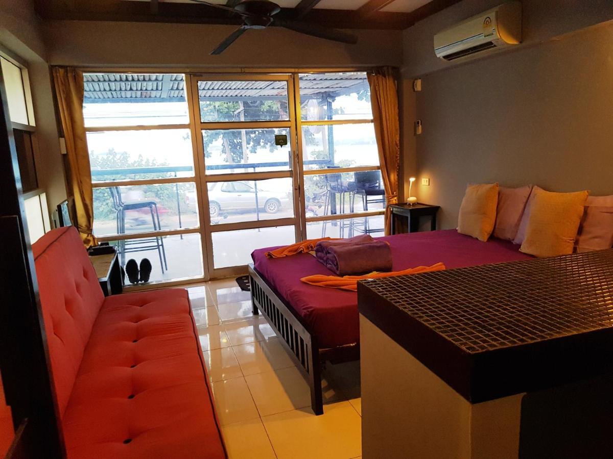 Zone6 Coworking Beach Apartment Old 2W Beach Hostel, Koh Samui Bophut Bagian luar foto