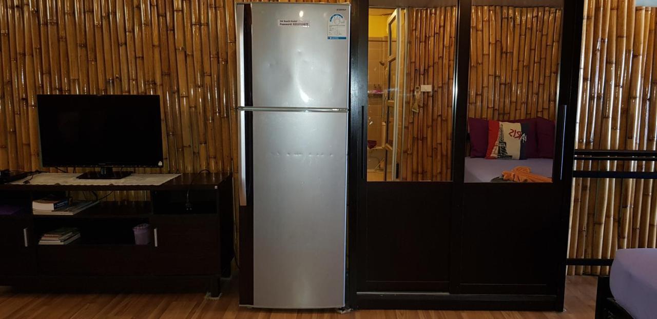 Zone6 Coworking Beach Apartment Old 2W Beach Hostel, Koh Samui Bophut Bagian luar foto
