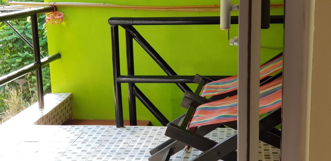 Zone6 Coworking Beach Apartment Old 2W Beach Hostel, Koh Samui Bophut Bagian luar foto